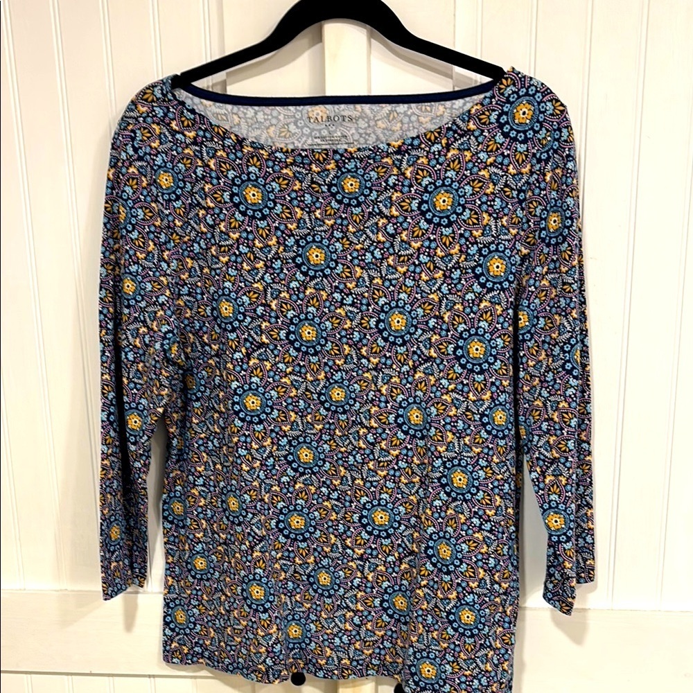 Talbots Blue Patterned, scoop neck, 3/4 sleeve, colorful, soft Top size L